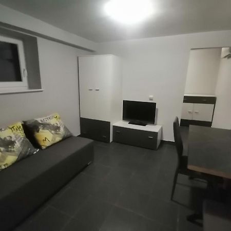 Pokoje Goscinne U Oksany Łagów Exteriér fotografie