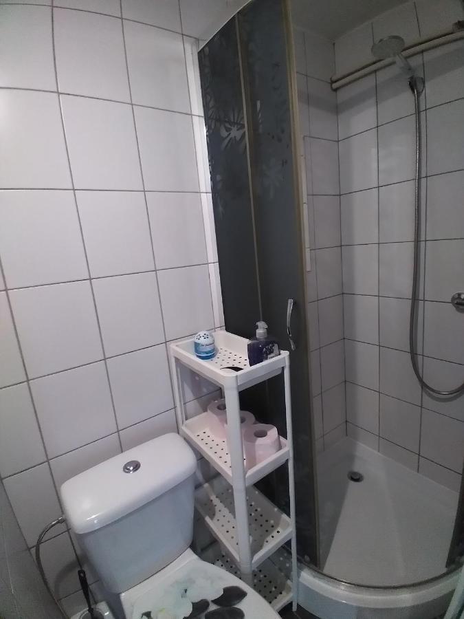 Pokoje Goscinne U Oksany Łagów Exteriér fotografie
